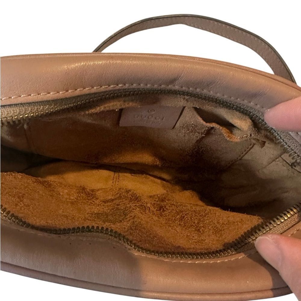 Gucci Tan Crossbody Bag with Gold Accents - Picture 9 of 14